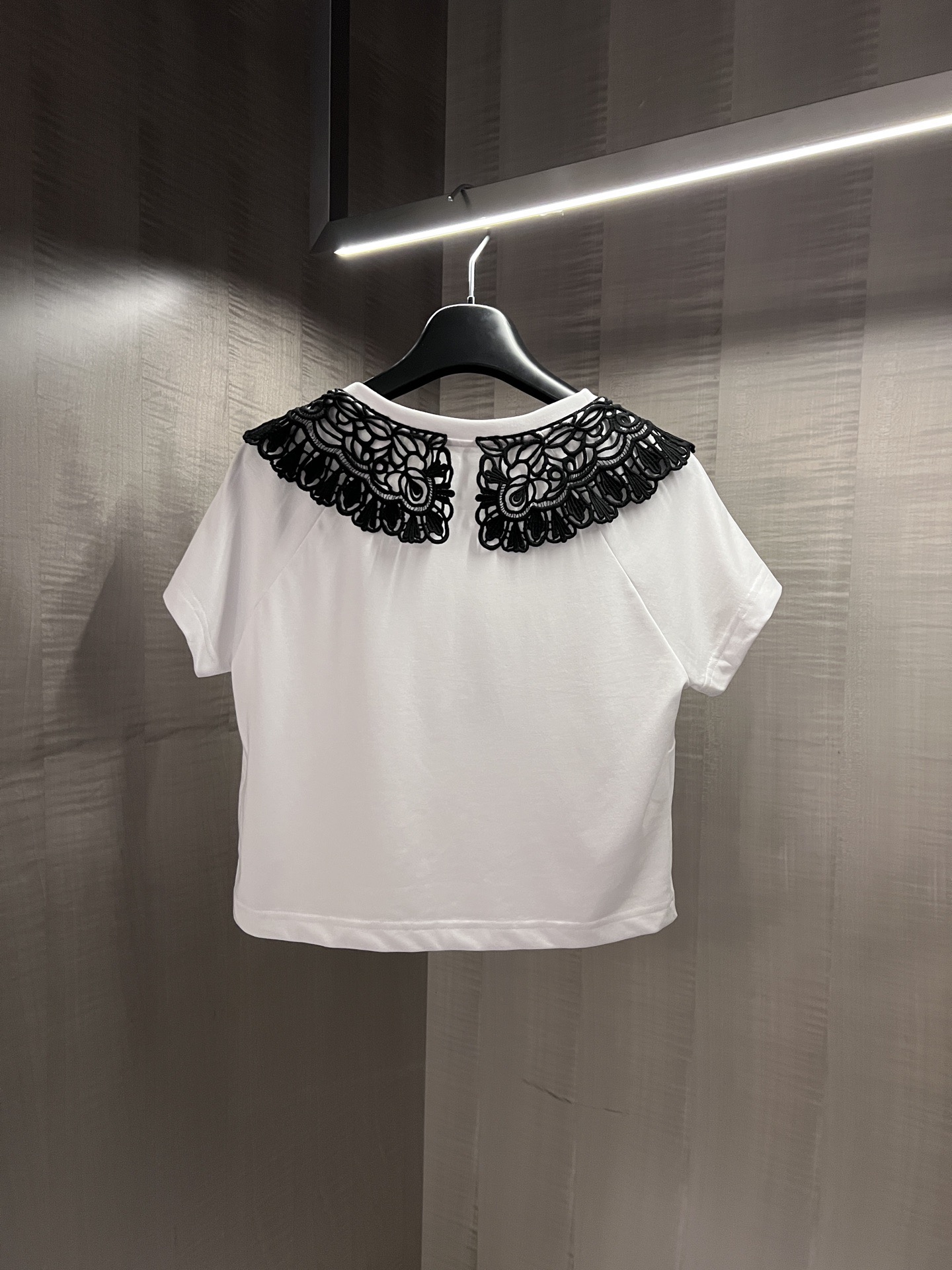 TSHIRT - Image 4