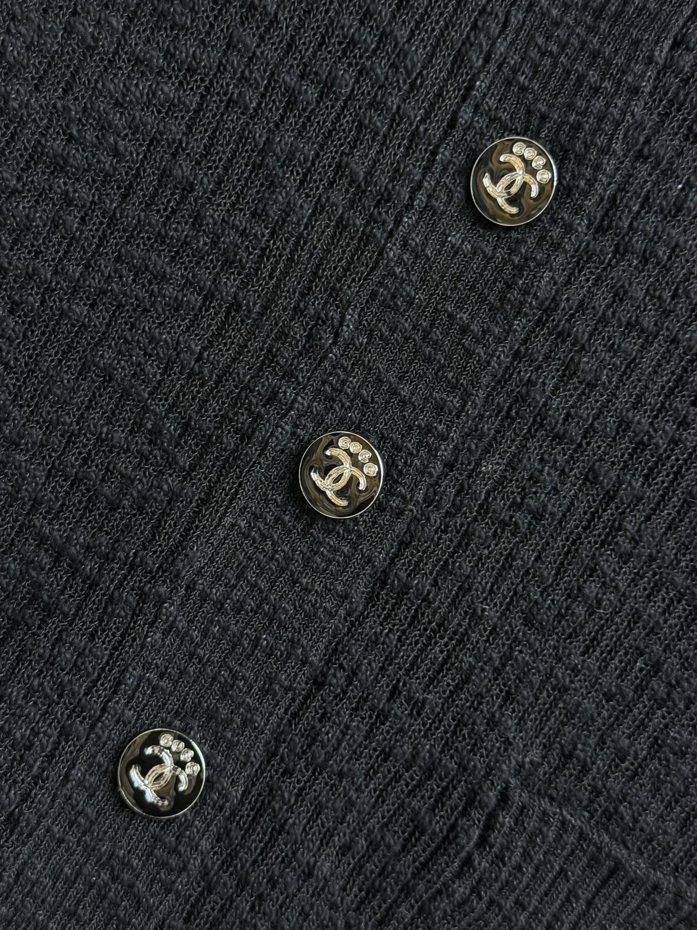 JACKET - Image 4