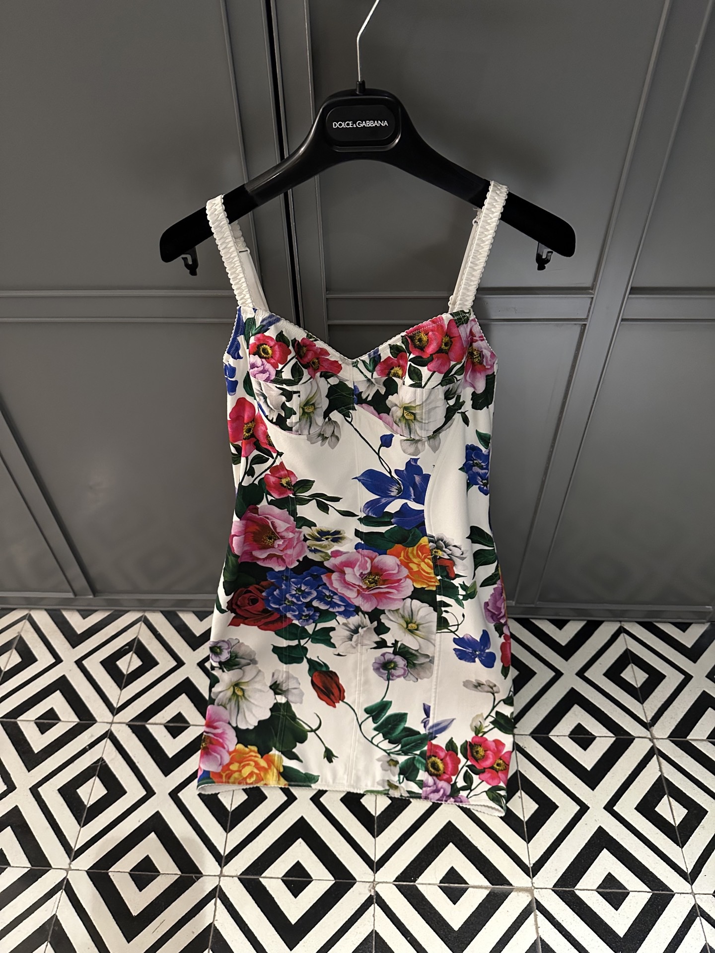 DRESS - Image 4