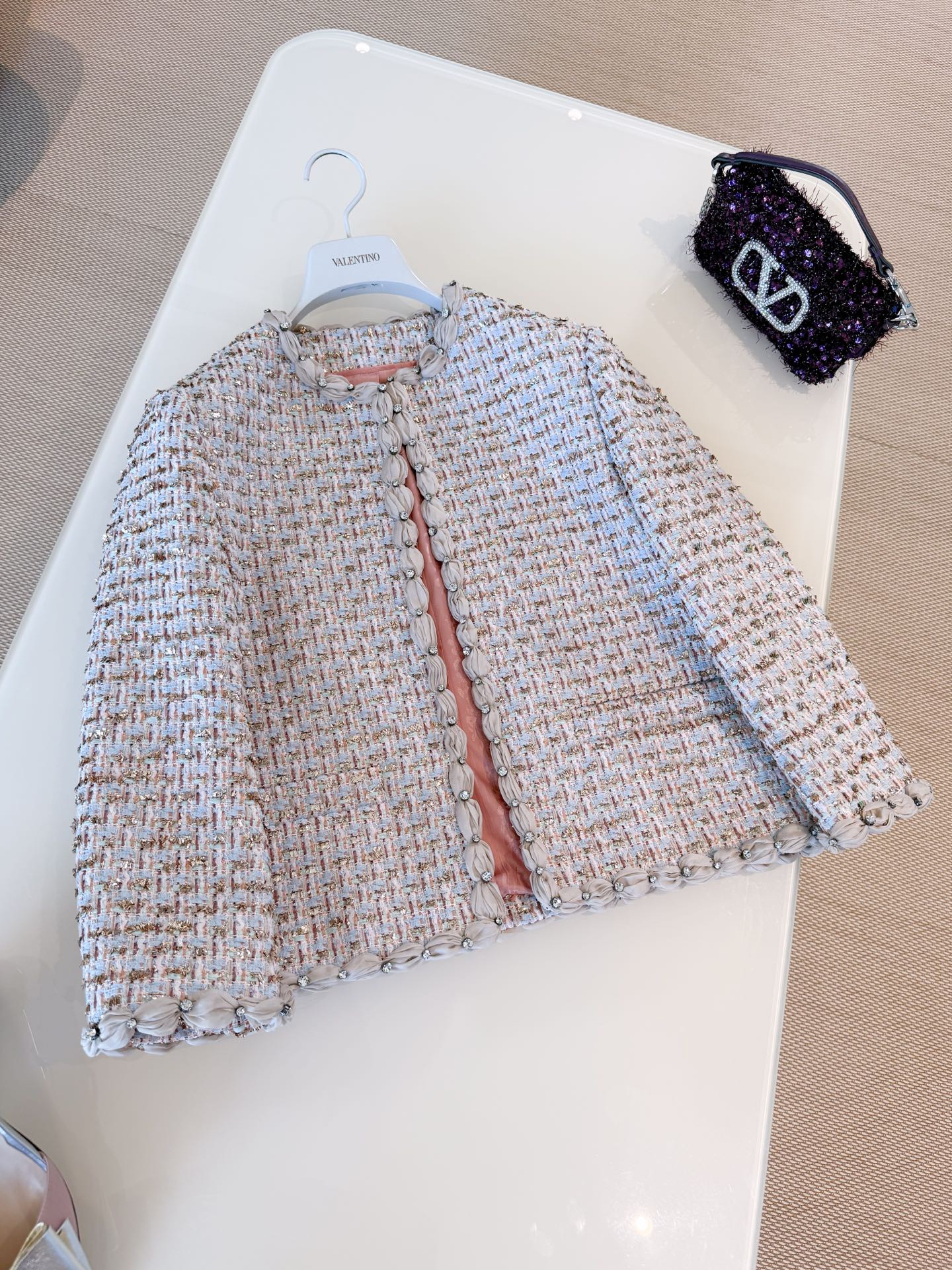 JACKET 