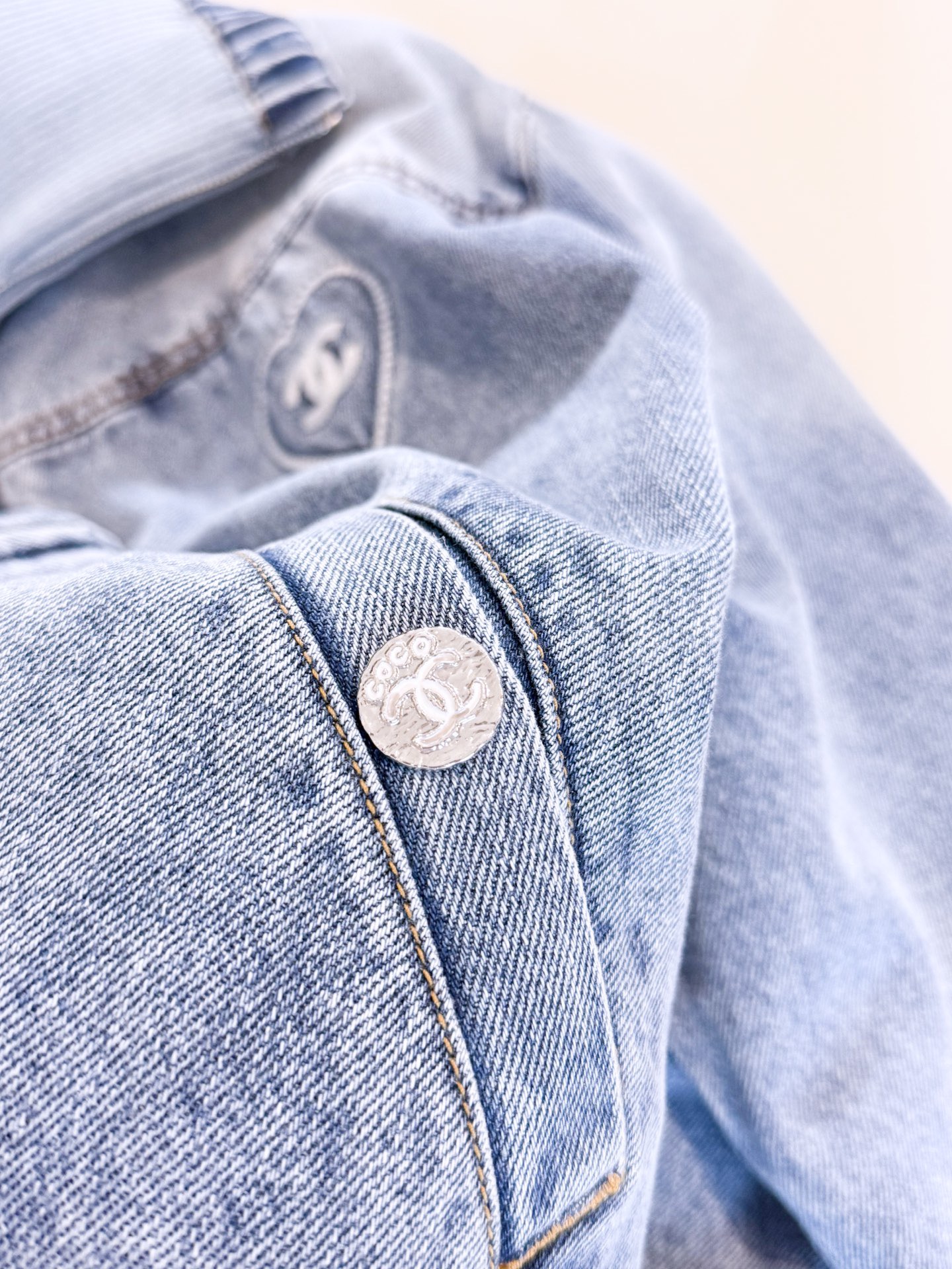 JACKET  - Image 3