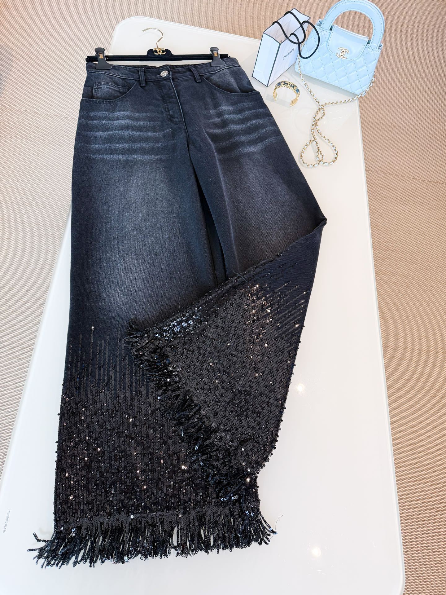 JEANS  - Image 3