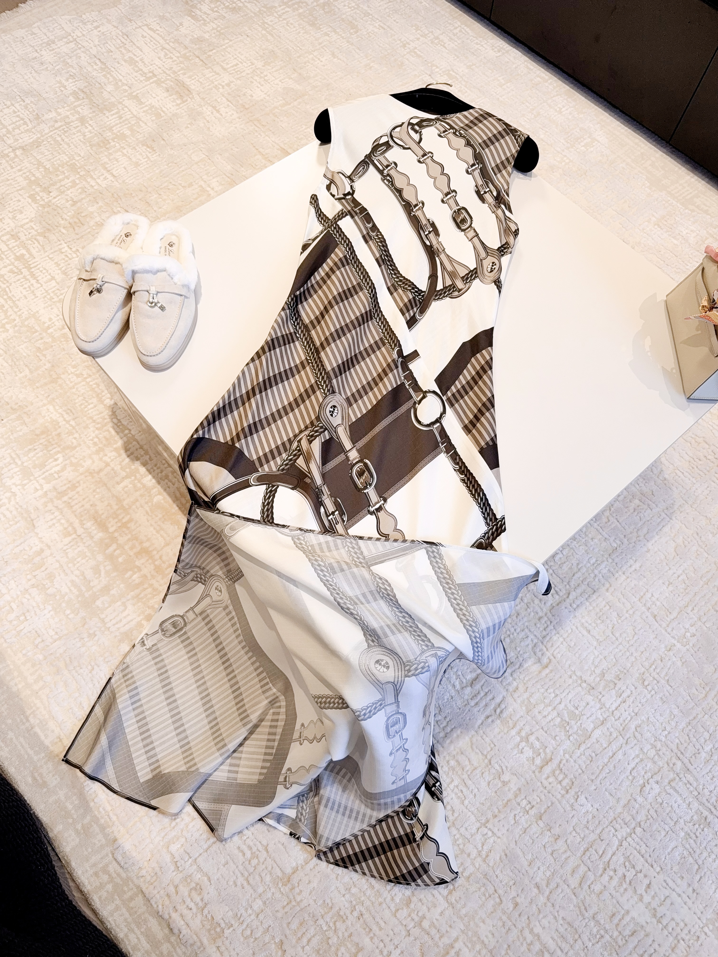 DRESS - Image 6