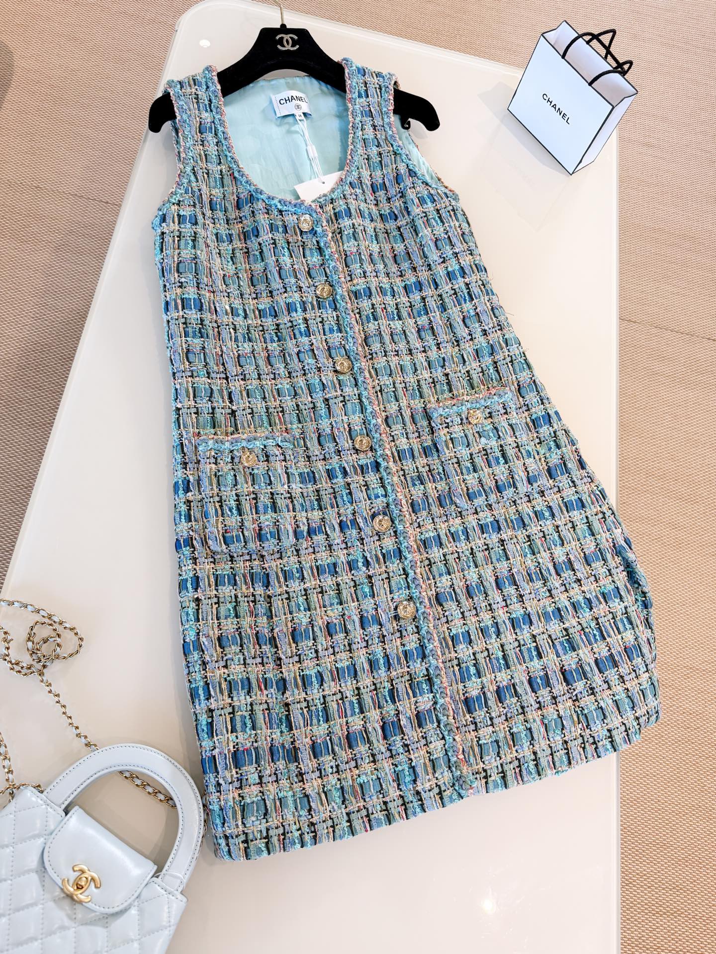 DRESS - Image 3