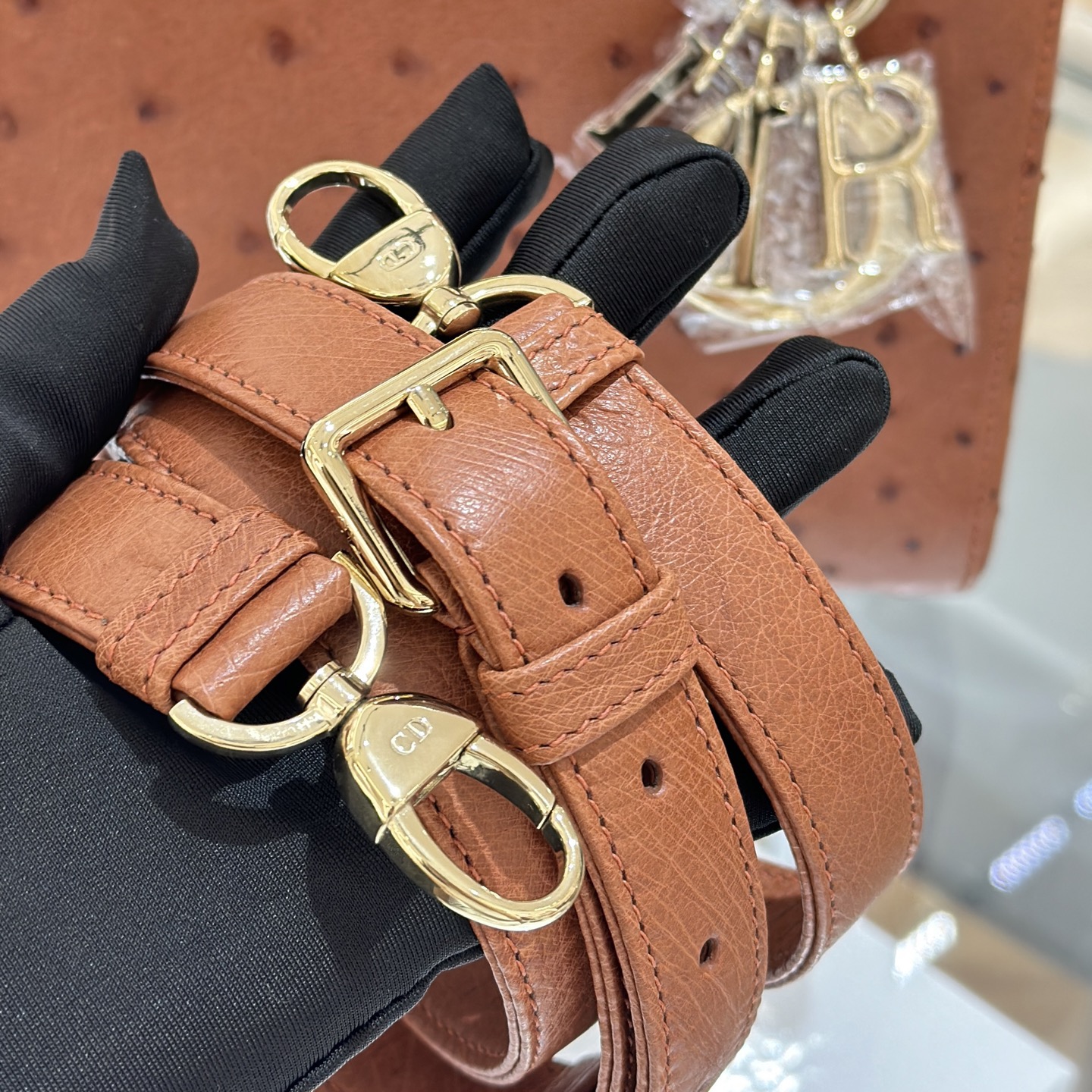OSTRICH LEATHER  - Image 7