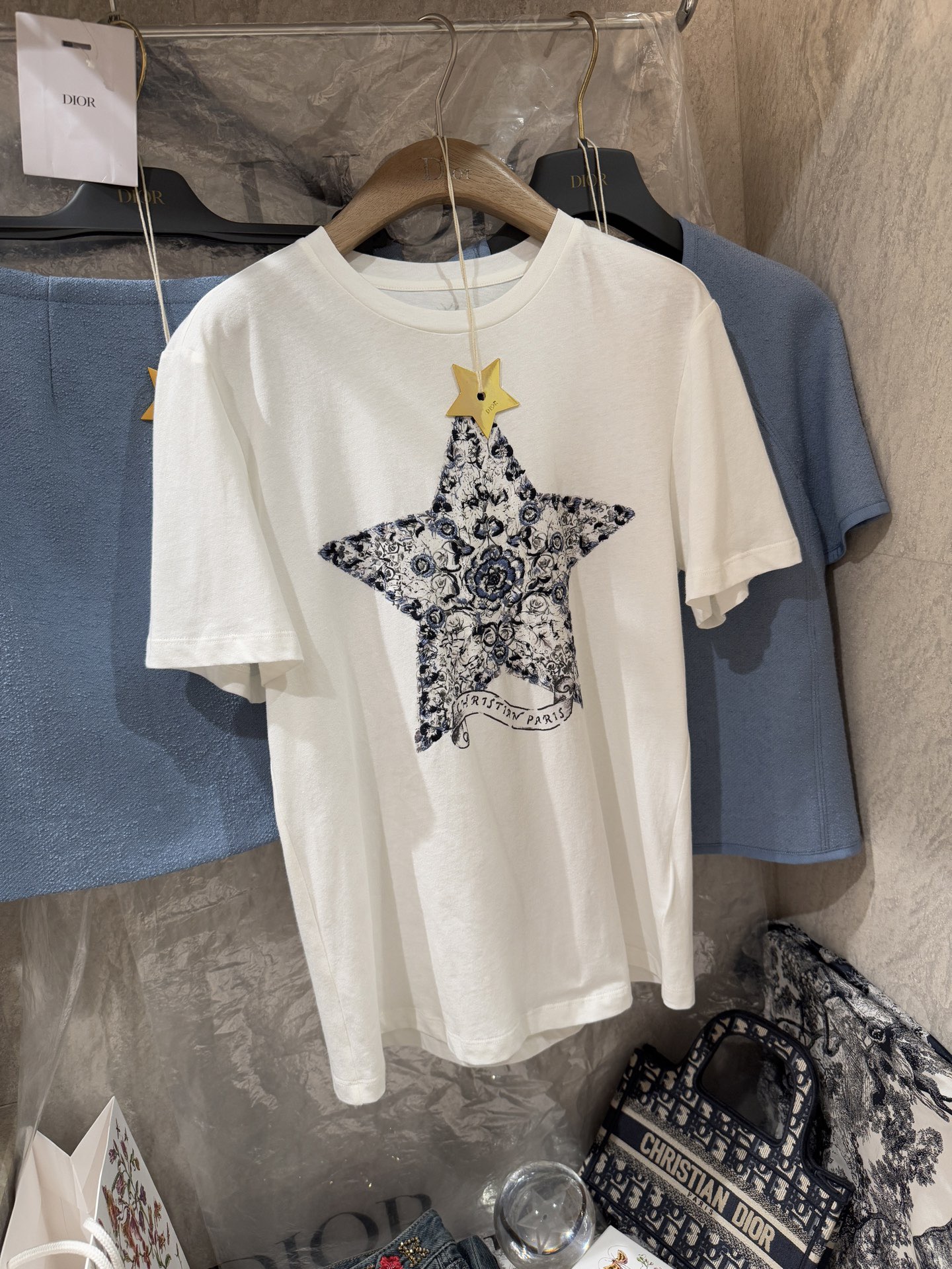 TSHIRT - Image 2