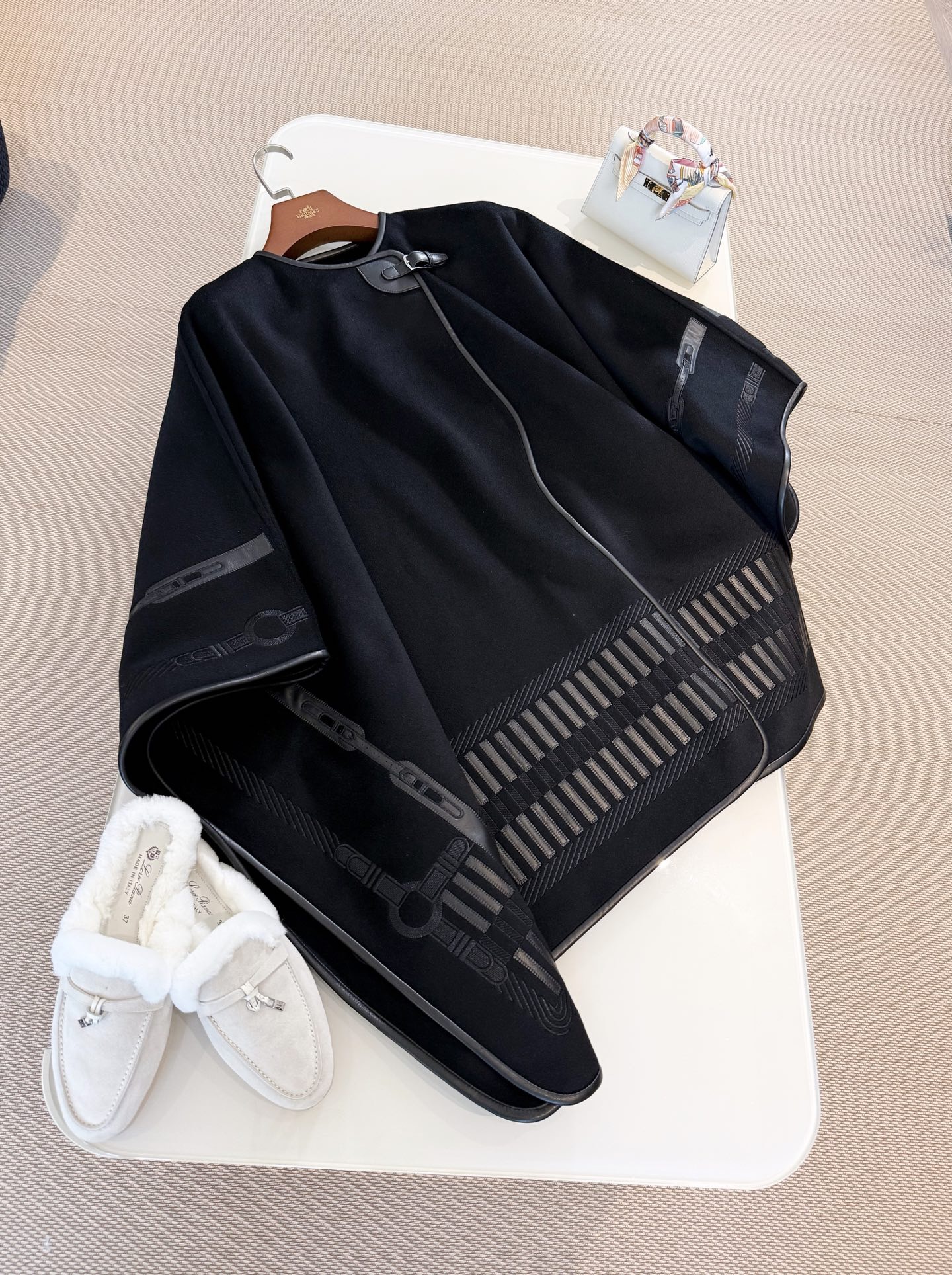 COAT - Image 3